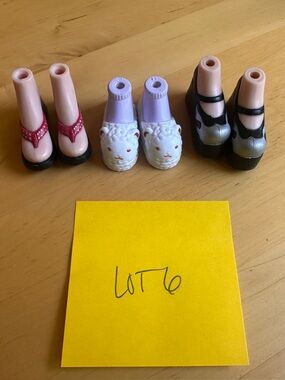 BRATZ Doll Shoes 3 Pairs Mary Jane, Sandals, Slippers - Accessory Lot 6